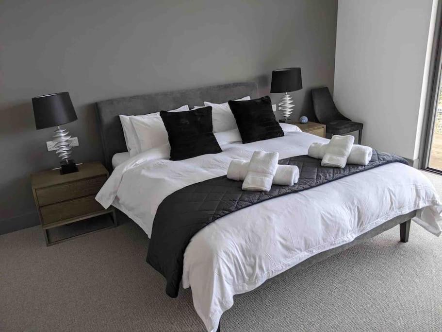 Mayflower, Luxury Norfolk Retreat - Brancaster, Sleeps 4 -12 Exterior foto